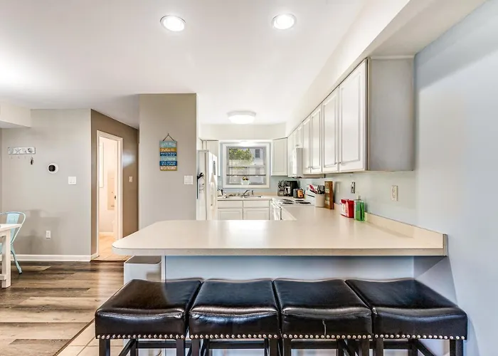 Caine Woods F Holiday home *